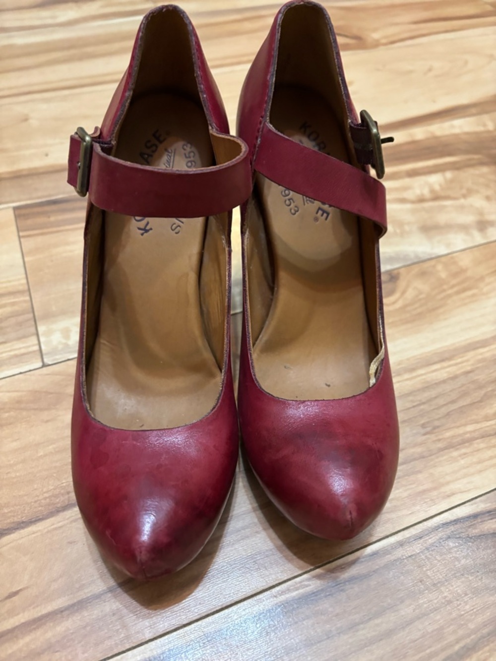 Kork-Ease prisella Red Mary Jane Block Heel Pumps 6 - Picture 2 of 10